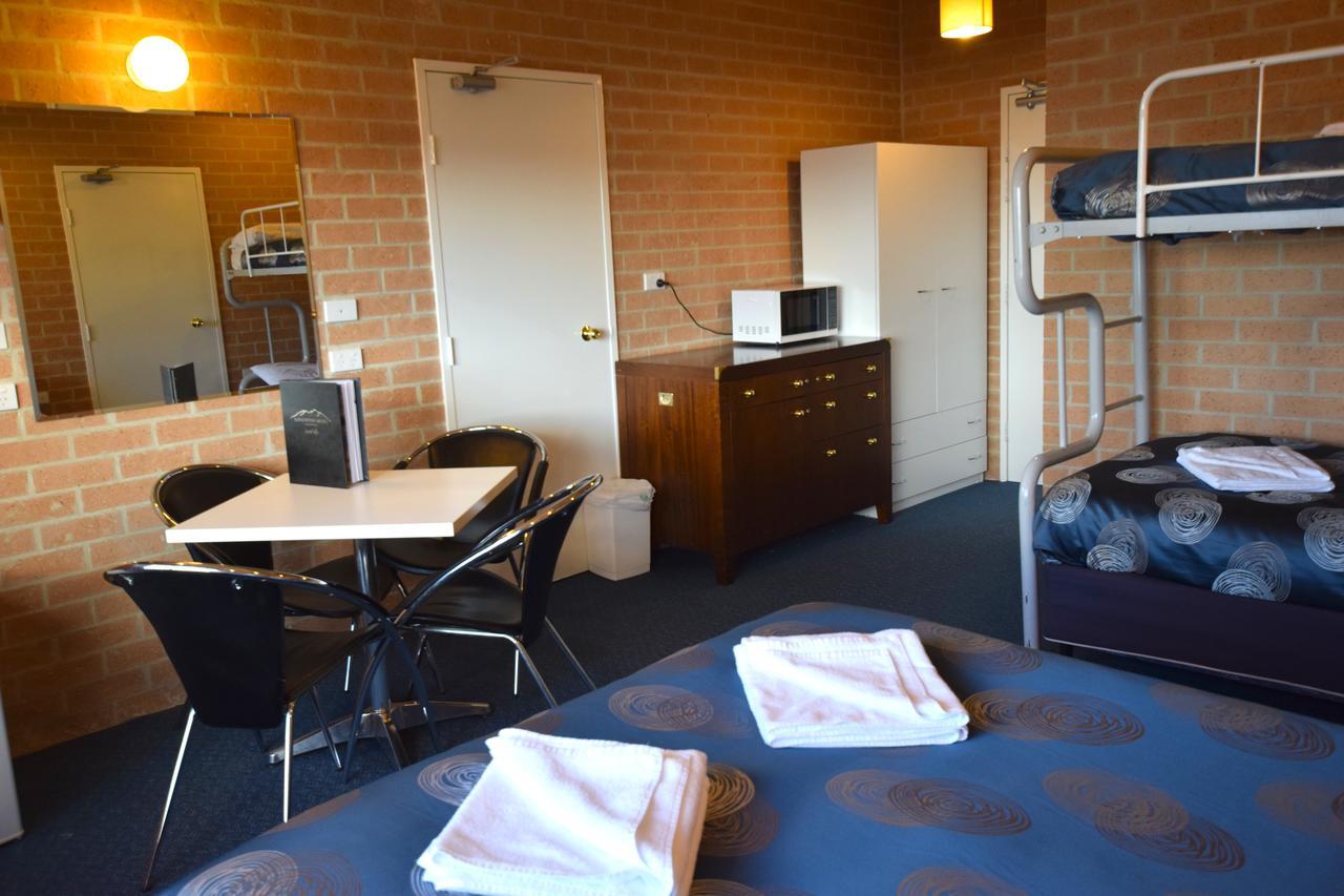 Alpine Resort Motel Jindabyne Bagian luar foto