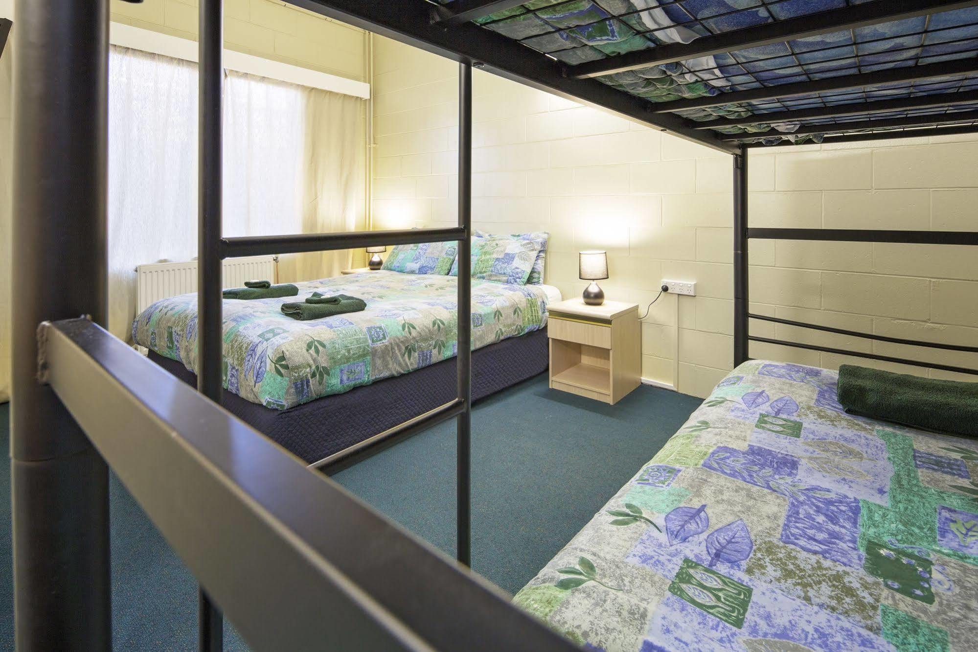 Alpine Resort Motel Jindabyne Bagian luar foto